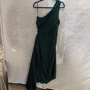 Elegant One-Shoulder Green Dress